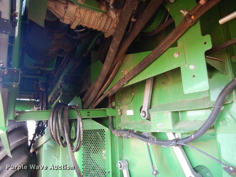 image for item KO9530 2014 John Deere S660  RWA combine