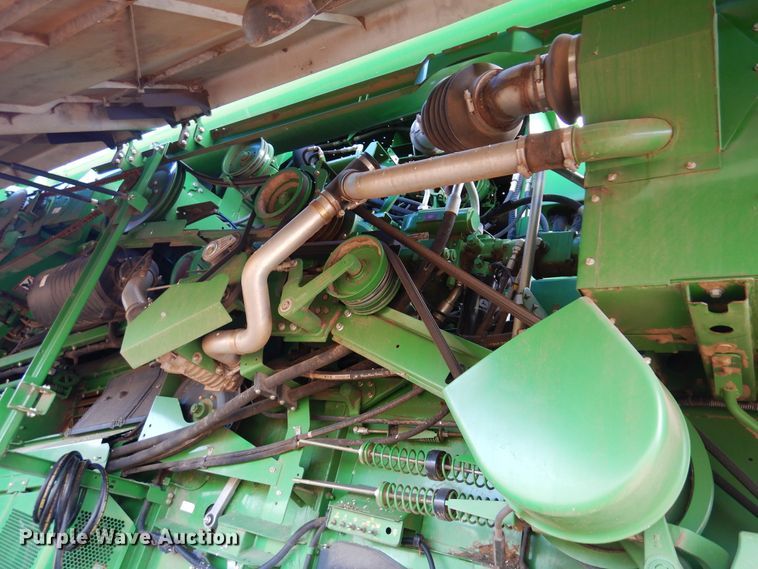 image for item KO9530 2014 John Deere S660  RWA combine
