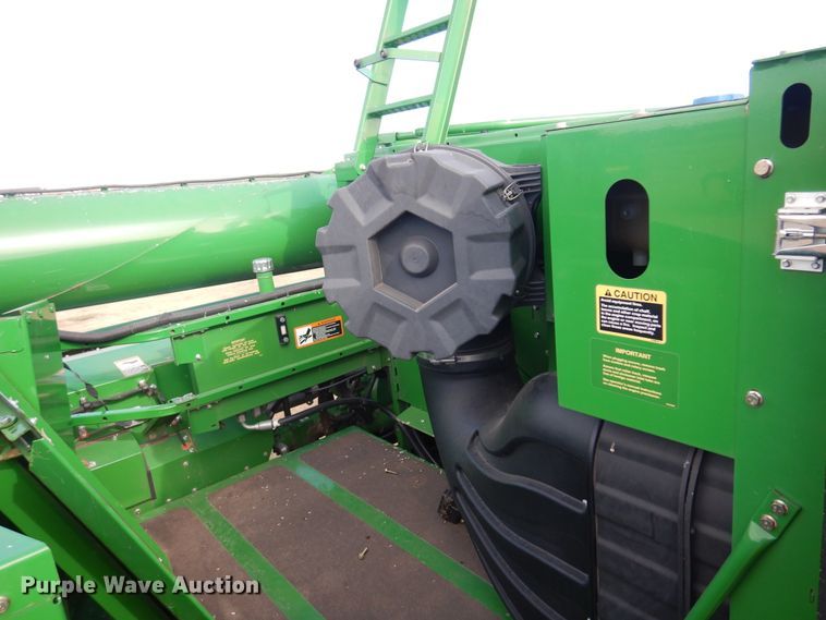 image for item KO9530 2014 John Deere S660  RWA combine