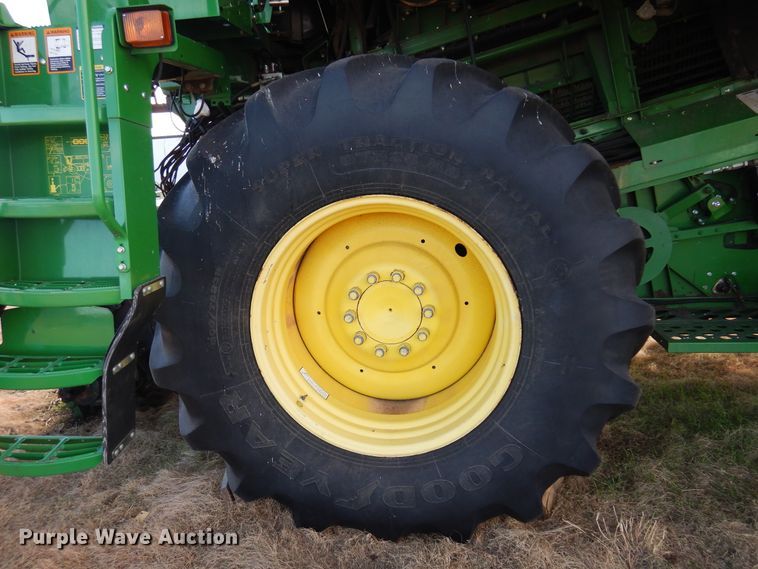 image for item KO9530 2014 John Deere S660  RWA combine