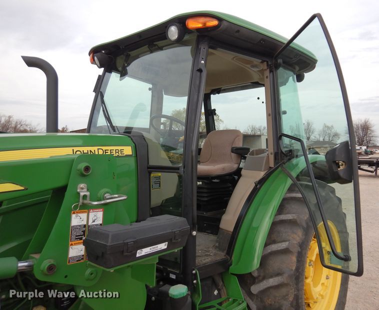 image for item KO9555 John Deere 5085E  MFWD tractor