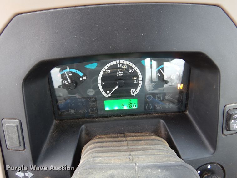 image for item KO9555 John Deere 5085E  MFWD tractor