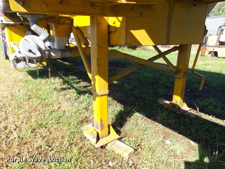 image for item DA7171 2004 Beall BAST-96-3-SB  tank trailer