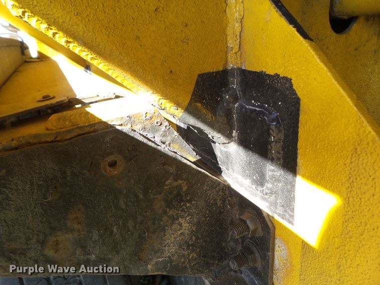 image for item DA7171 2004 Beall BAST-96-3-SB  tank trailer