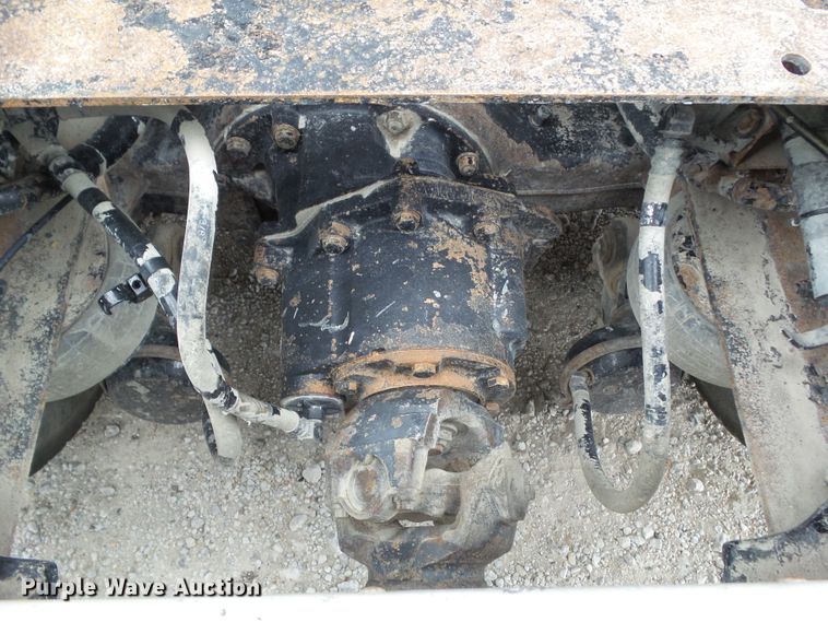 image for item DA7194 2004 Kenworth T2000  semi truck