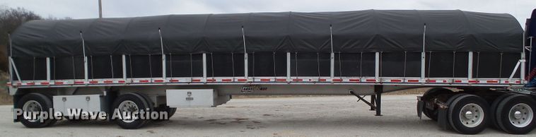 image for item DA7195 2006 East  flatbed trailer