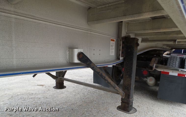 image for item DA7195 2006 East  flatbed trailer