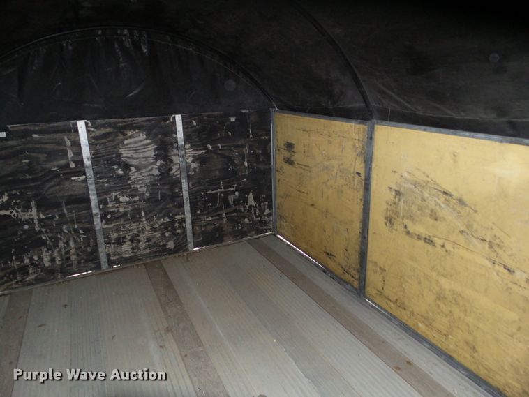 image for item DA7195 2006 East  flatbed trailer