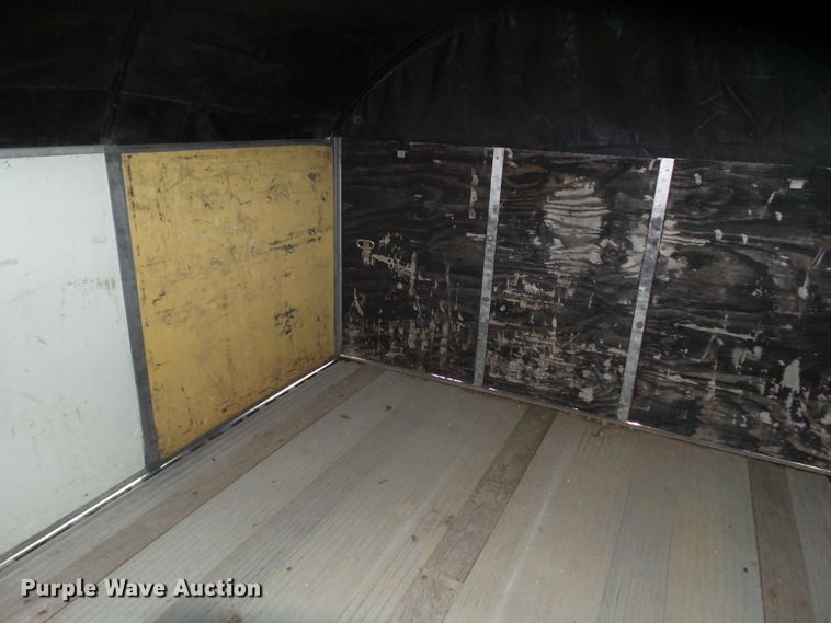 image for item DA7195 2006 East  flatbed trailer