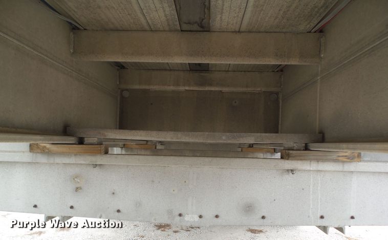 image for item DA7195 2006 East  flatbed trailer