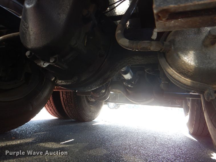 image for item DH7310 2005 Peterbilt 379  semi truck