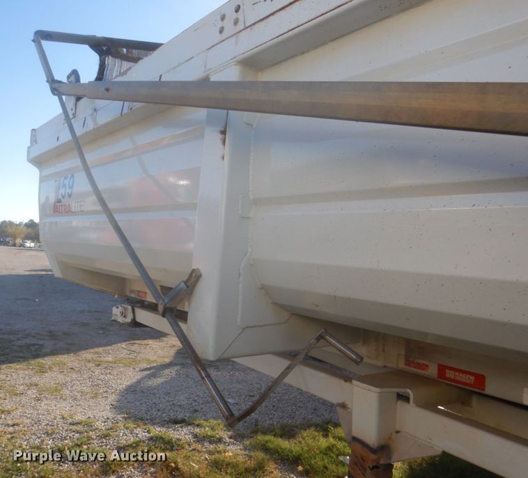 image for item DH7311 2016 Kalyn Siebert AL-3835  end dump trailer