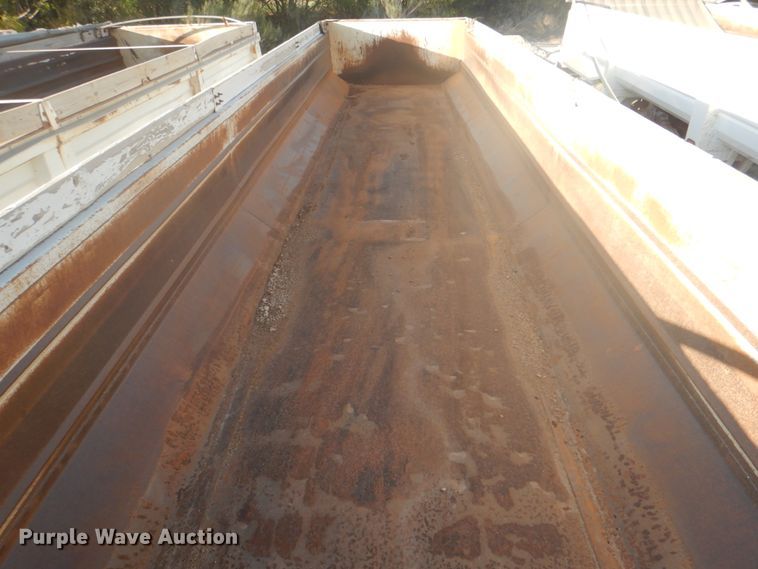 image for item DH7311 2016 Kalyn Siebert AL-3835  end dump trailer