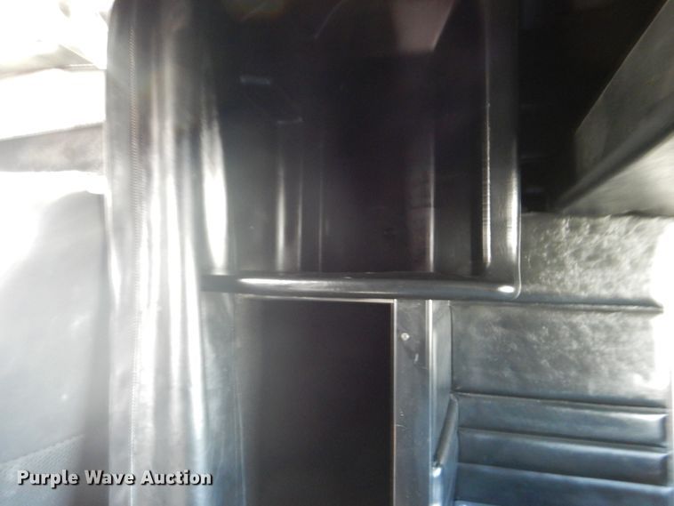 image for item DH7323 2003 Peterbilt 379  semi truck