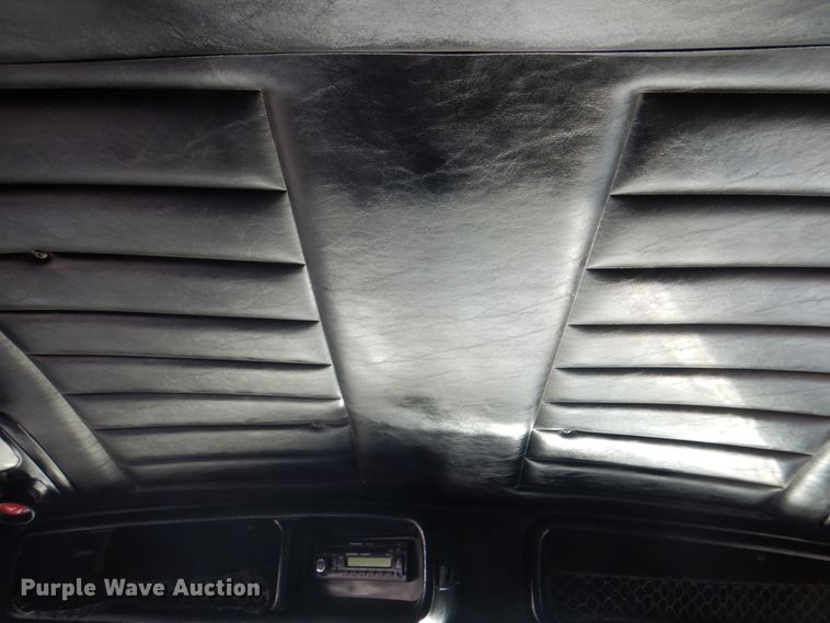 image for item DH7323 2003 Peterbilt 379  semi truck