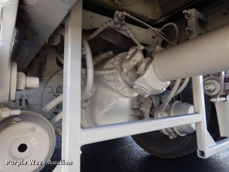 image for item DH7323 2003 Peterbilt 379  semi truck