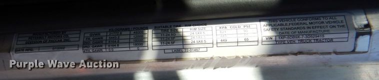 image for item DH7323 2003 Peterbilt 379  semi truck