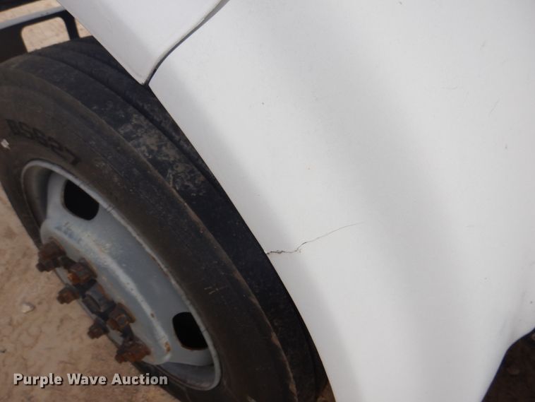 image for item DH8015 1991 International 4600  flatbed truck