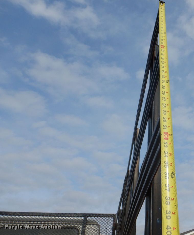 image for item DH8015 1991 International 4600  flatbed truck