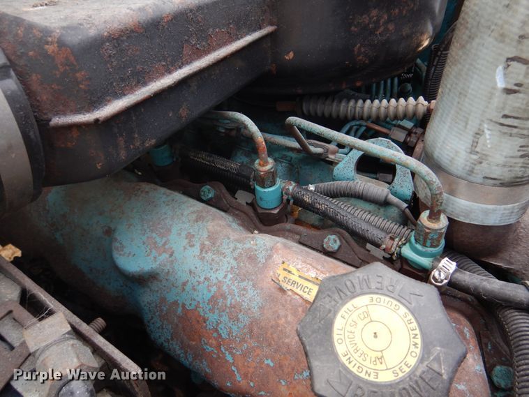 image for item DH8015 1991 International 4600  flatbed truck