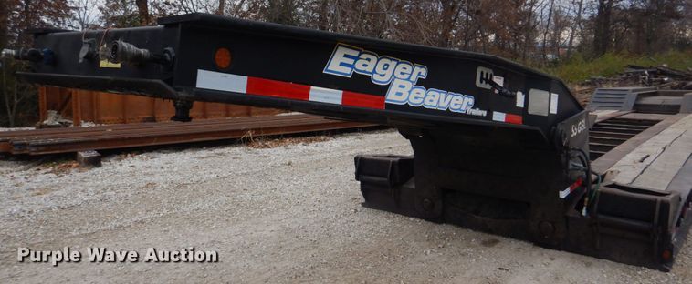 image for item DH8085 2002 Eager Beaver 55GSL  lowboy equipment trailer