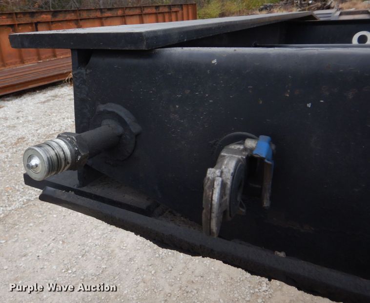 image for item DH8085 2002 Eager Beaver 55GSL  lowboy equipment trailer