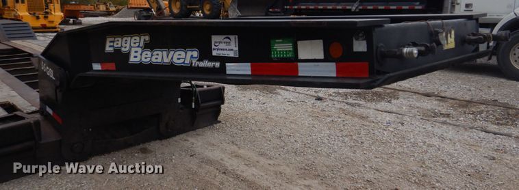 image for item DH8085 2002 Eager Beaver 55GSL  lowboy equipment trailer