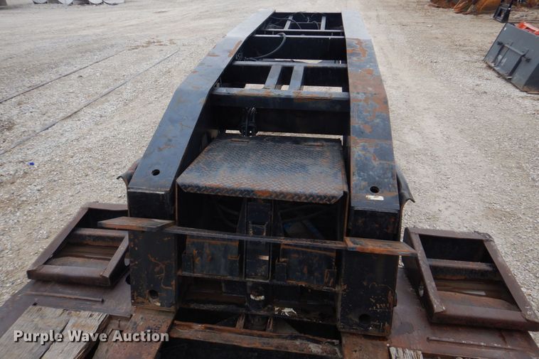 image for item DH8085 2002 Eager Beaver 55GSL  lowboy equipment trailer