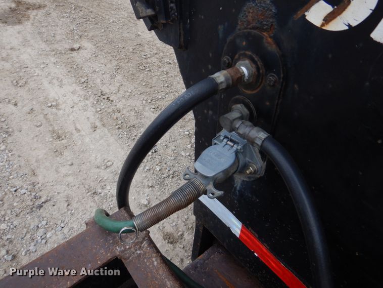 image for item DH8085 2002 Eager Beaver 55GSL  lowboy equipment trailer