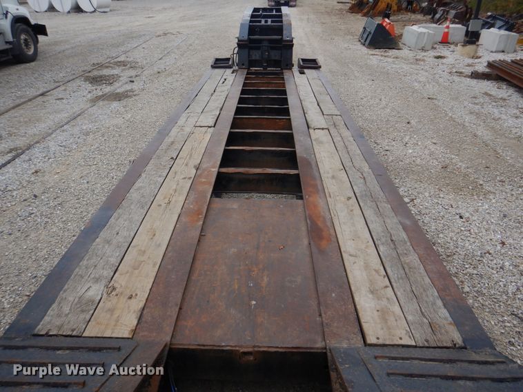 image for item DH8085 2002 Eager Beaver 55GSL  lowboy equipment trailer