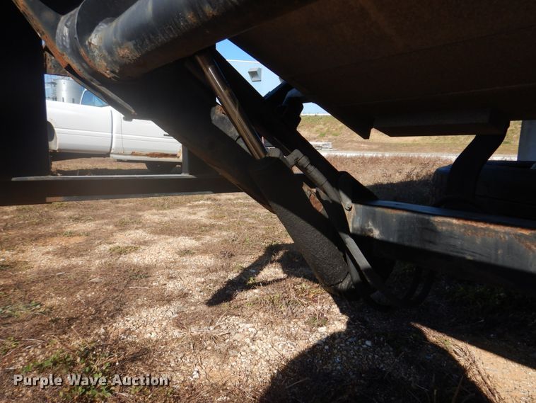 image for item DH8087 2013 International WorkStar 7300  box truck