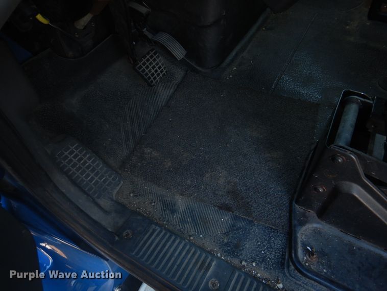 image for item DH8087 2013 International WorkStar 7300  box truck