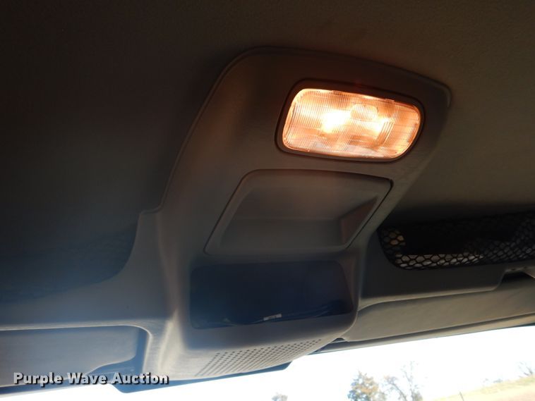 image for item DH8087 2013 International WorkStar 7300  box truck