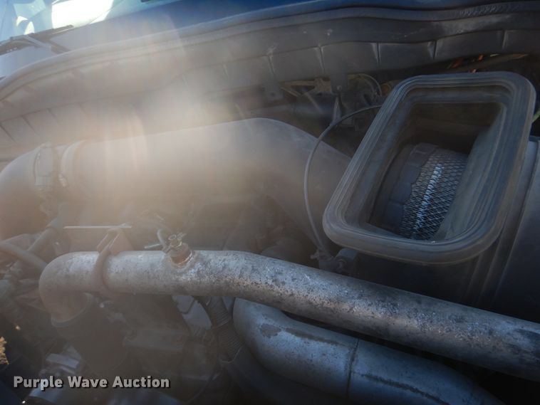 image for item DH8087 2013 International WorkStar 7300  box truck