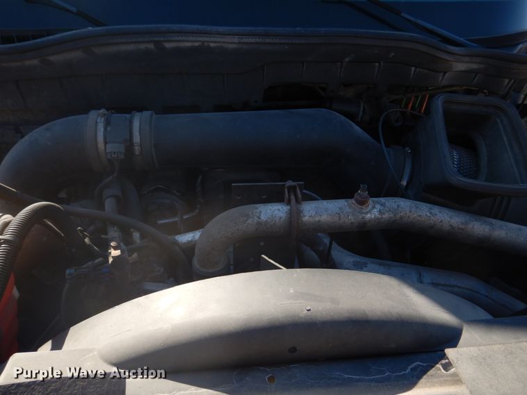 image for item DH8087 2013 International WorkStar 7300  box truck