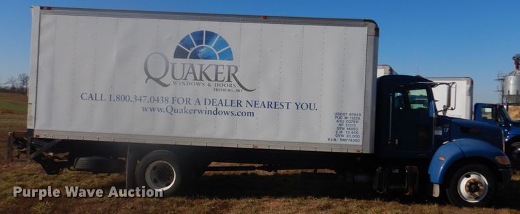 image for item DH8088 2009 Peterbilt 335  box truck