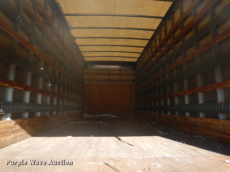 image for item DH8088 2009 Peterbilt 335  box truck