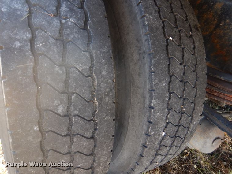 image for item DH8088 2009 Peterbilt 335  box truck