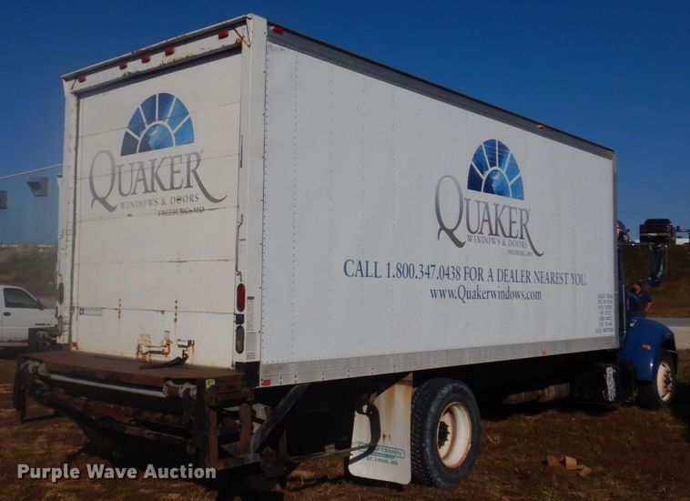 image for item DH8089 2009 Peterbilt 335  box truck