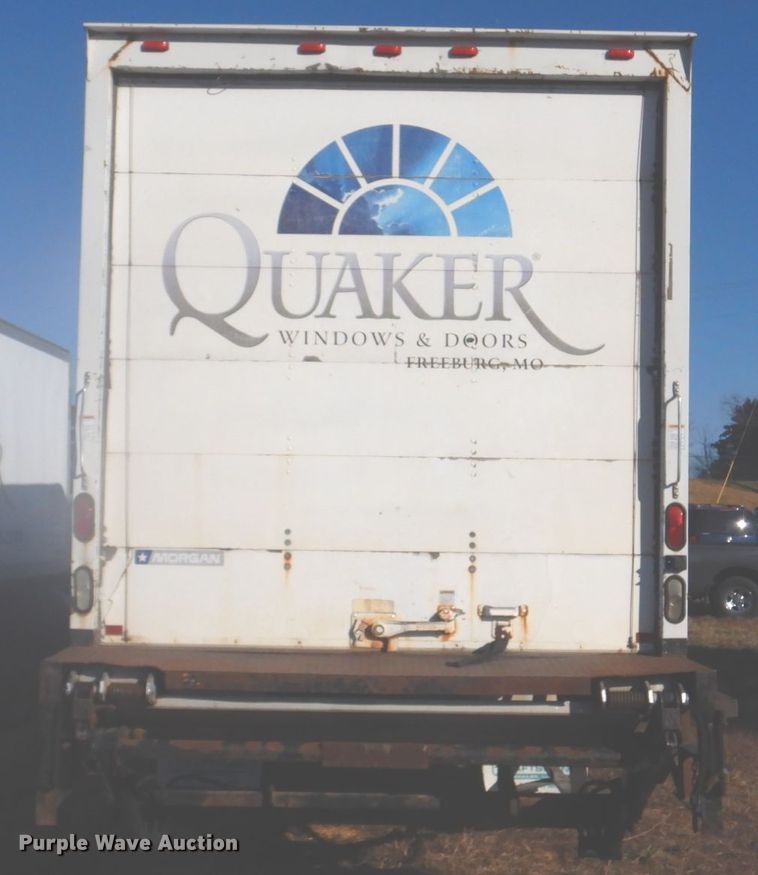 image for item DH8089 2009 Peterbilt 335  box truck