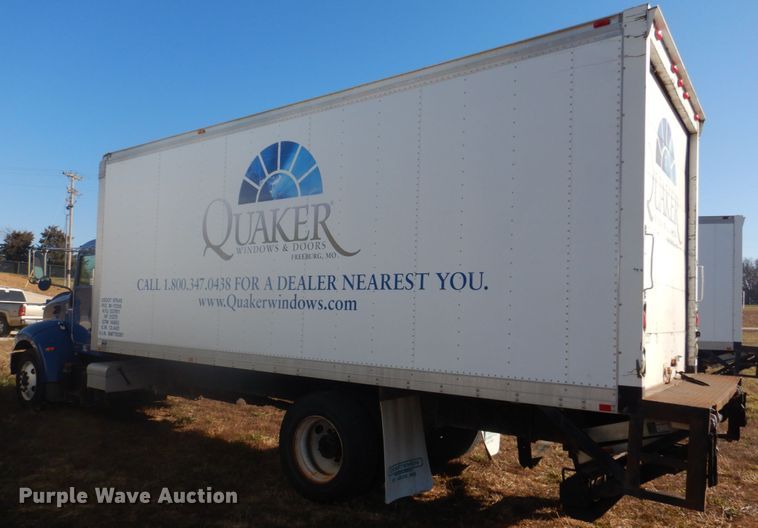 image for item DH8089 2009 Peterbilt 335  box truck