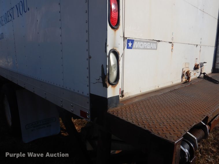 image for item DH8089 2009 Peterbilt 335  box truck