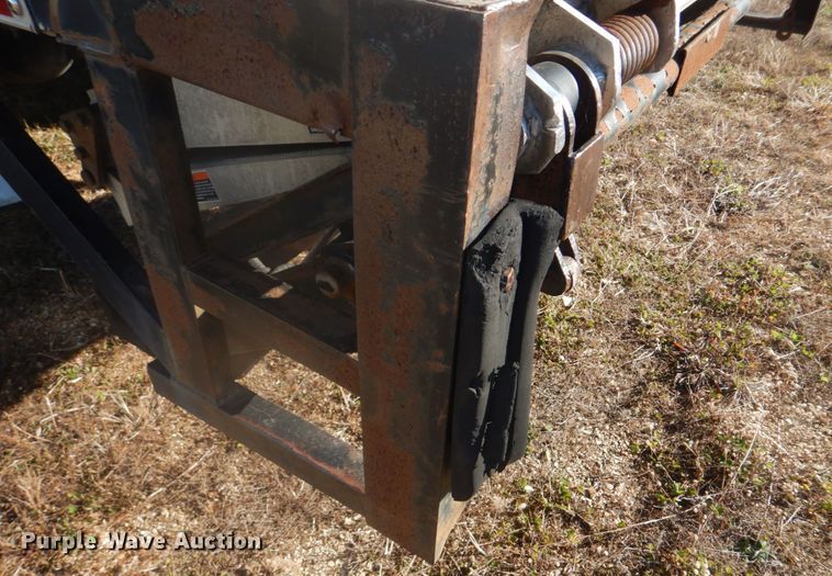 image for item DH8089 2009 Peterbilt 335  box truck