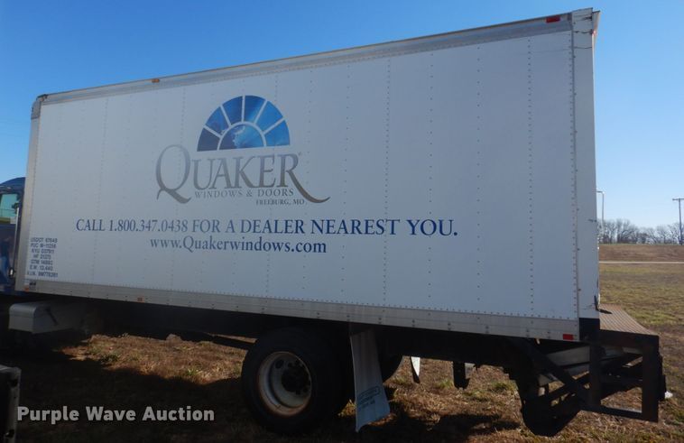 image for item DH8089 2009 Peterbilt 335  box truck