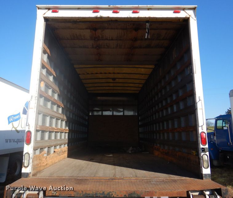 image for item DH8089 2009 Peterbilt 335  box truck