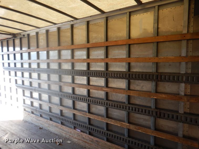 image for item DH8089 2009 Peterbilt 335  box truck