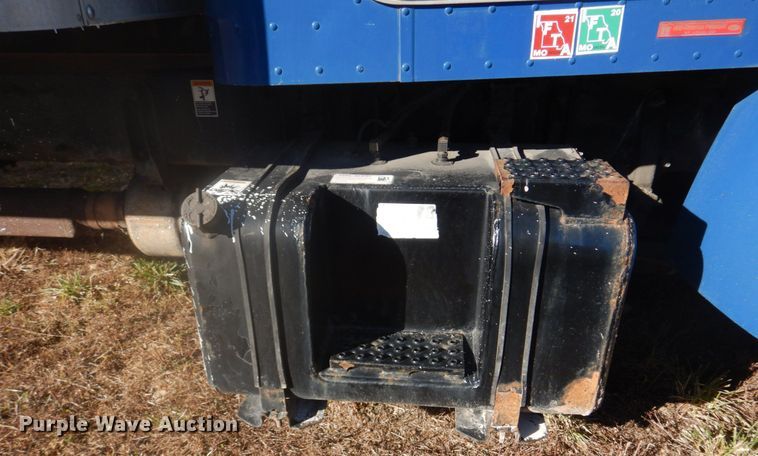 image for item DH8089 2009 Peterbilt 335  box truck