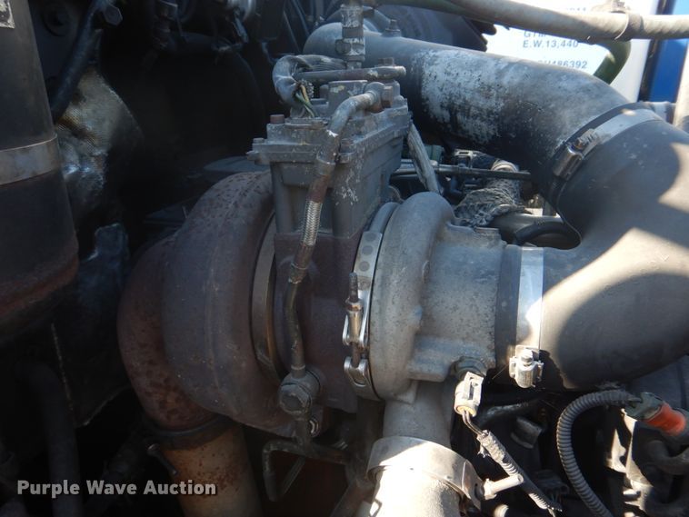 image for item DH8089 2009 Peterbilt 335  box truck