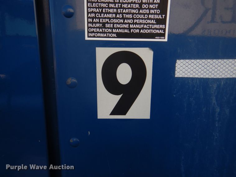 image for item DH8089 2009 Peterbilt 335  box truck