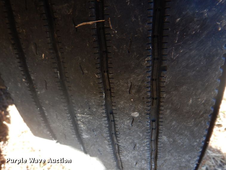 image for item DH8089 2009 Peterbilt 335  box truck